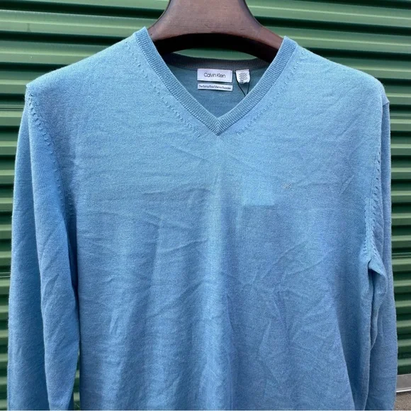 Calvin Klein Extra-Fine Merino Wool Sweater Baby Blue V-Neck NWT European Yarn L - Picture 5 of 15